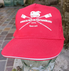 Casquette rouge (SUR STOCKS)